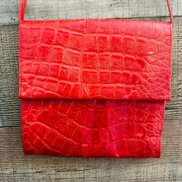 Paola Del Lungo Made In Italy Croc Embossed Red Leather Crossbody - Picture 2 of 10